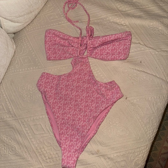 DEVON WINDSOR Pink One Piece Swimsuit. Worn only twice - Picture 1 of 3